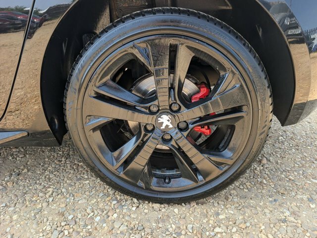 Peugeot 308 Hatchback Red #46