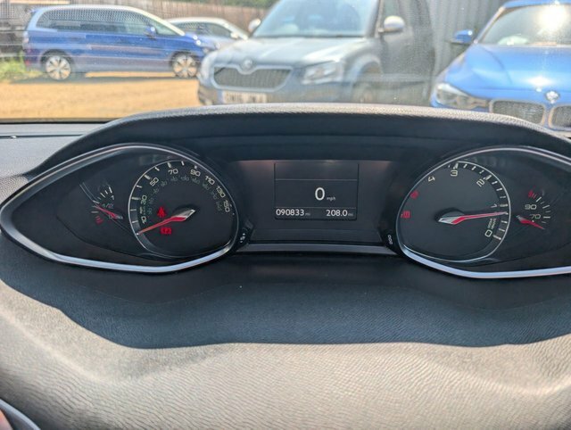 Peugeot 308 Hatchback Red #26