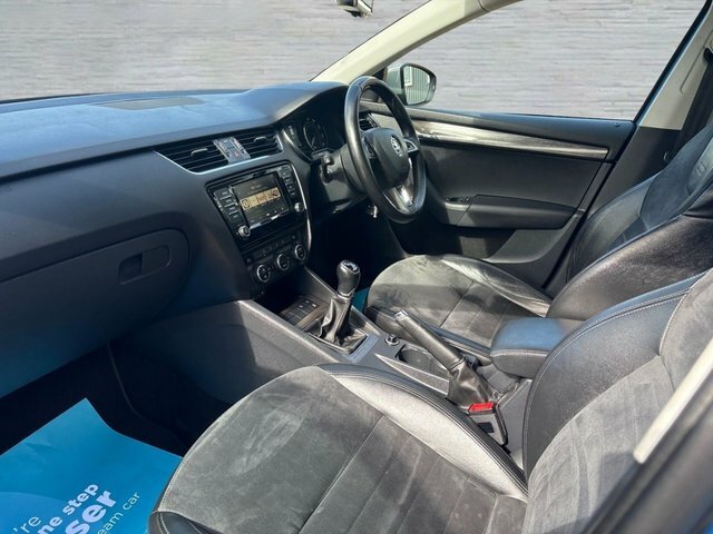 Skoda Octavia Tdi Scout Estate Blue #3