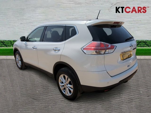 Nissan X-Trail Dci Acenta Suv White #4