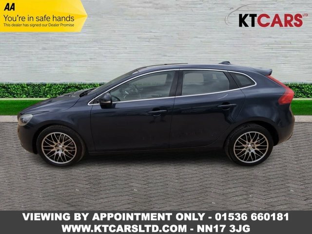 Volvo V40 D3 Se Lux Nav Blue #2