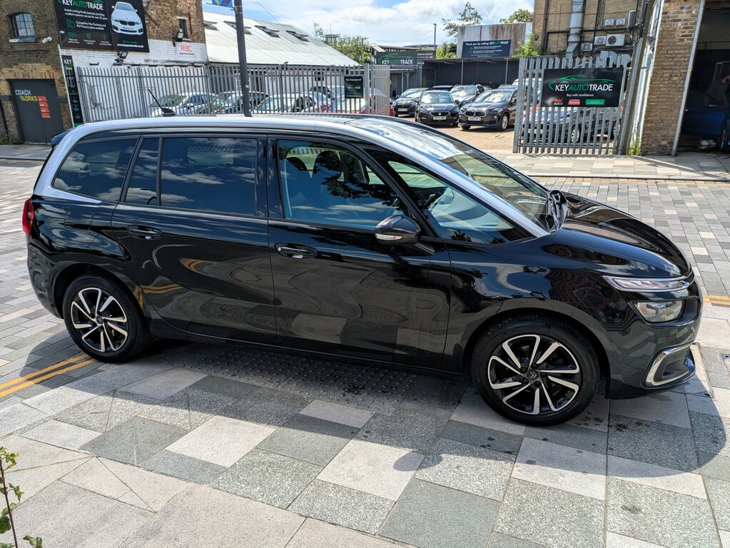 Citroen Grand C4 SpaceTourer Mpv 1.2 Puretech Sense 202121 Black #5