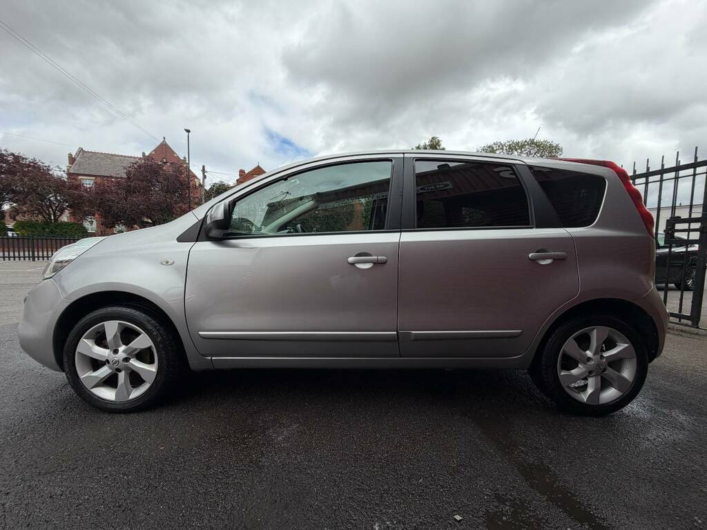 Nissan Note 2009 Nissan Notenbsp1.6 16V Visia Euro 4 Silver #4