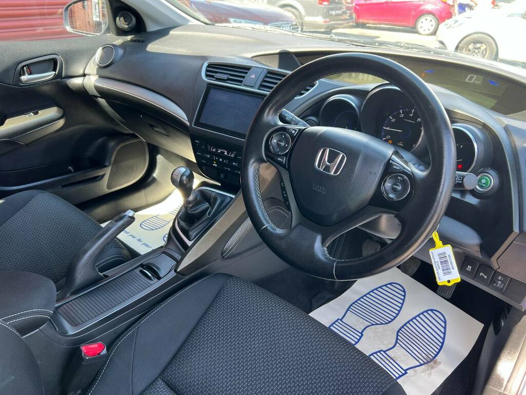 Honda Civic 1.8 I-vtec Sport Navi 140 Bhp White #17