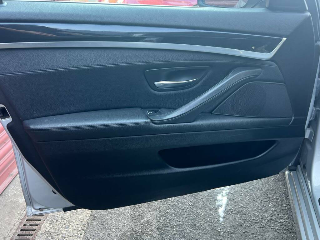 BMW 5 Series 3.0 535D M Sport Touring Euro 6 S Black #12