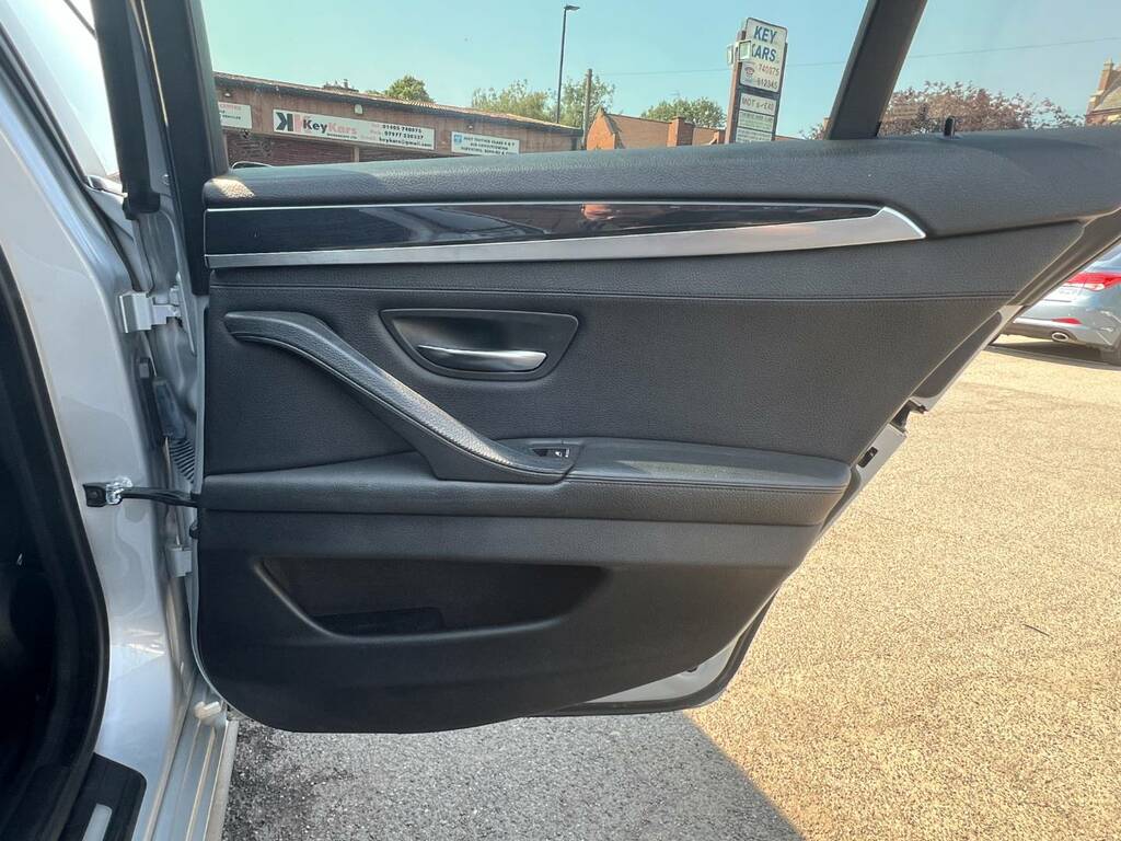 BMW 5 Series 3.0 535D M Sport Touring Euro 6 S Black #16