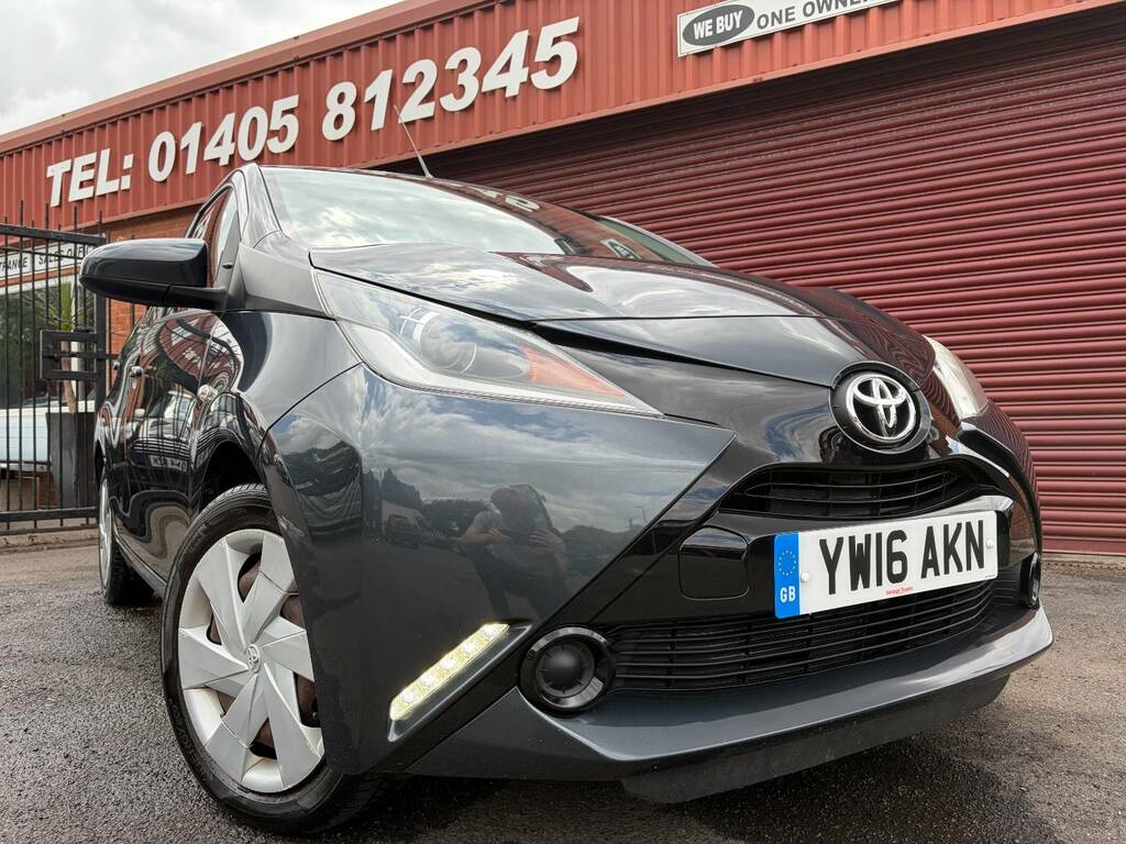 Toyota Aygo 1.0 Vvt-i X-play Grey