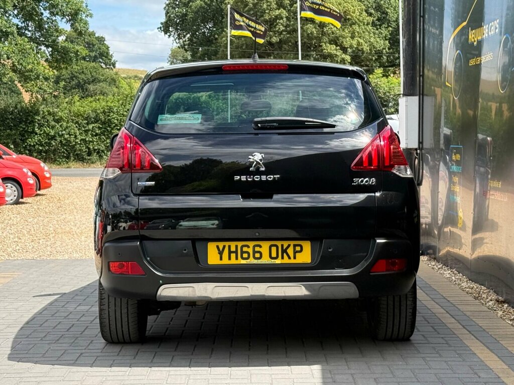 Peugeot 3008 1.2 Puretech Allure Euro 6 Ss Black #4