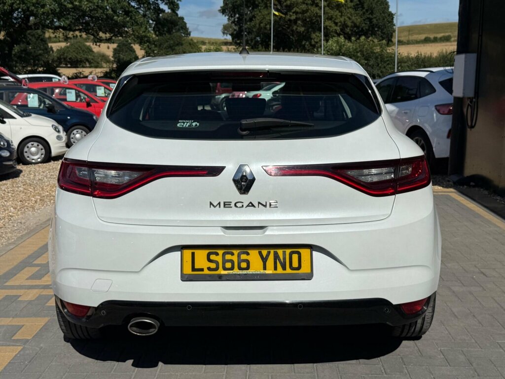 Renault Megane 1.2 Tce Dynamique Nav Euro 6 Ss White #4
