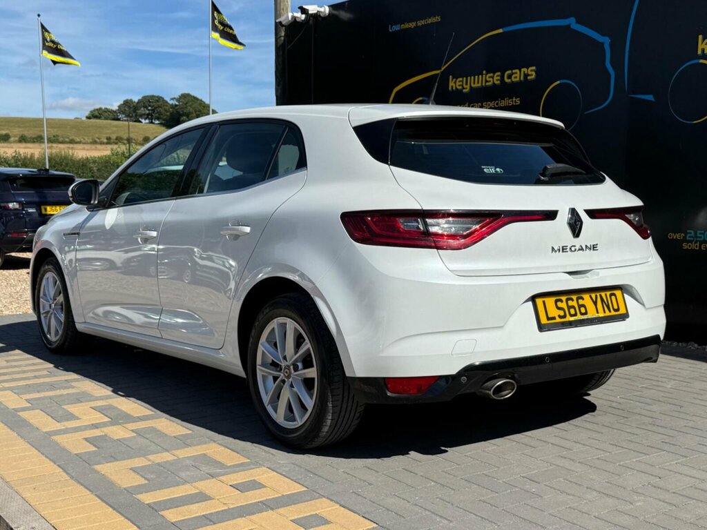 Renault Megane 1.2 Tce Dynamique Nav Euro 6 Ss White #3