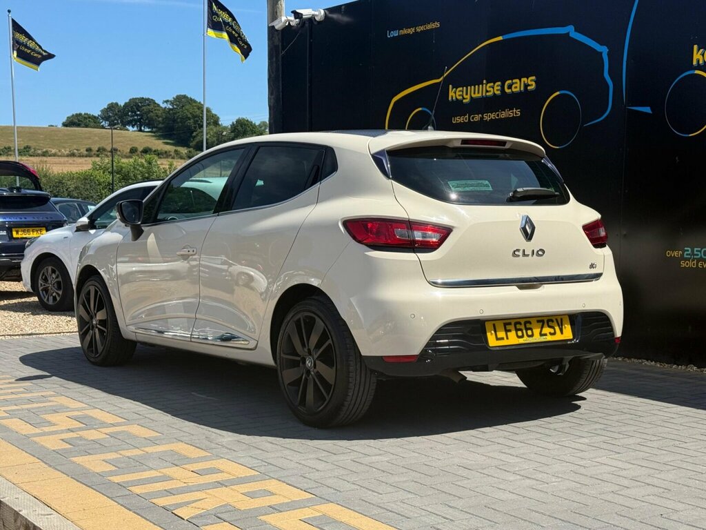 Renault Clio 1.5 Dci Iconic 25 Nav Euro 6 Ss White #3