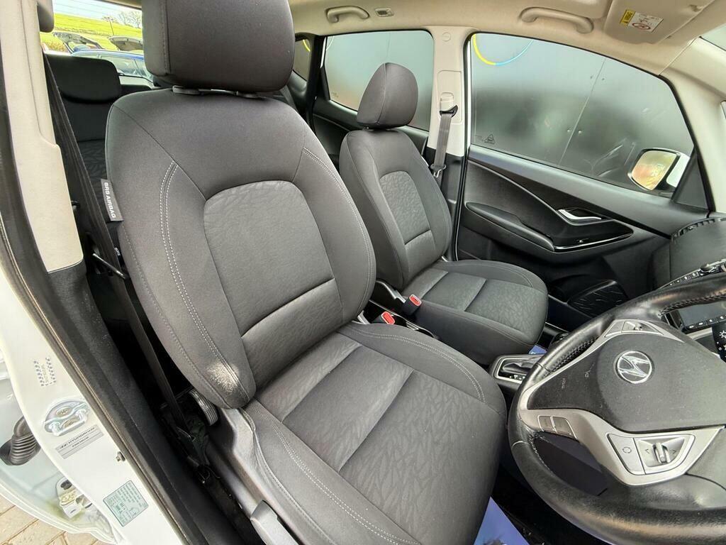 Hyundai Ix20 1.6 Se Hatchback Euro 6 125 Ps Red #15