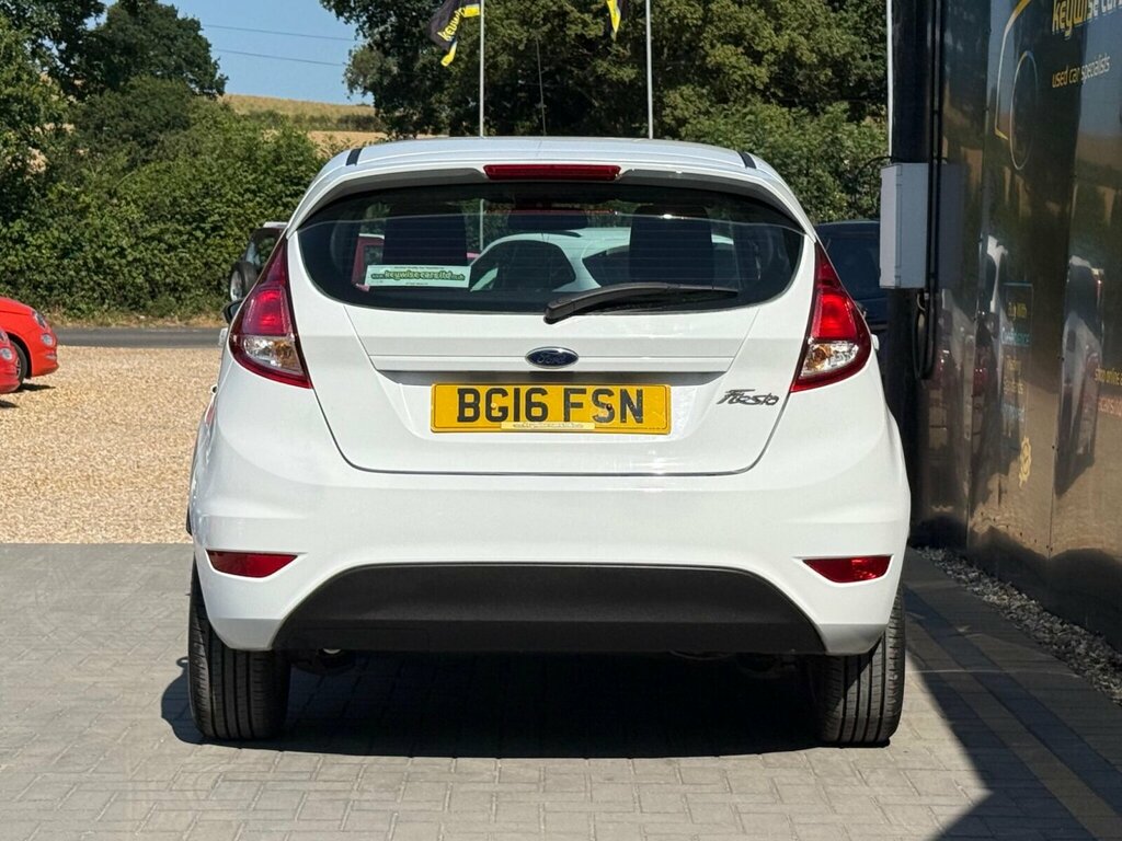 Ford Fiesta 1.25 Zetec Euro 6 White #4