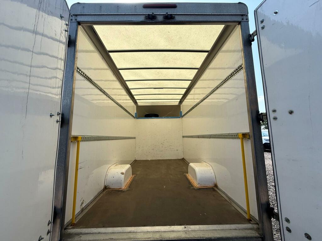 Nissan InterStar 2.3L Dci 35 Tekna Tipper Rwd L3 Silver #12