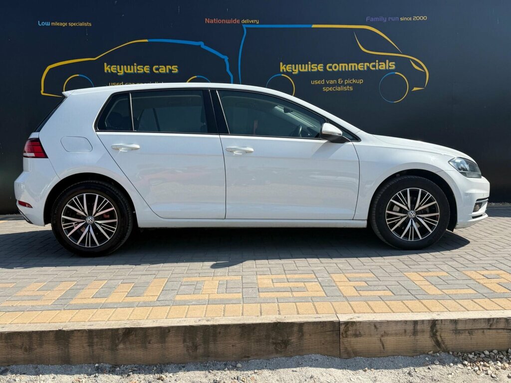 Volkswagen Golf 1.6 Tdi Se Euro 6 Ss White #6