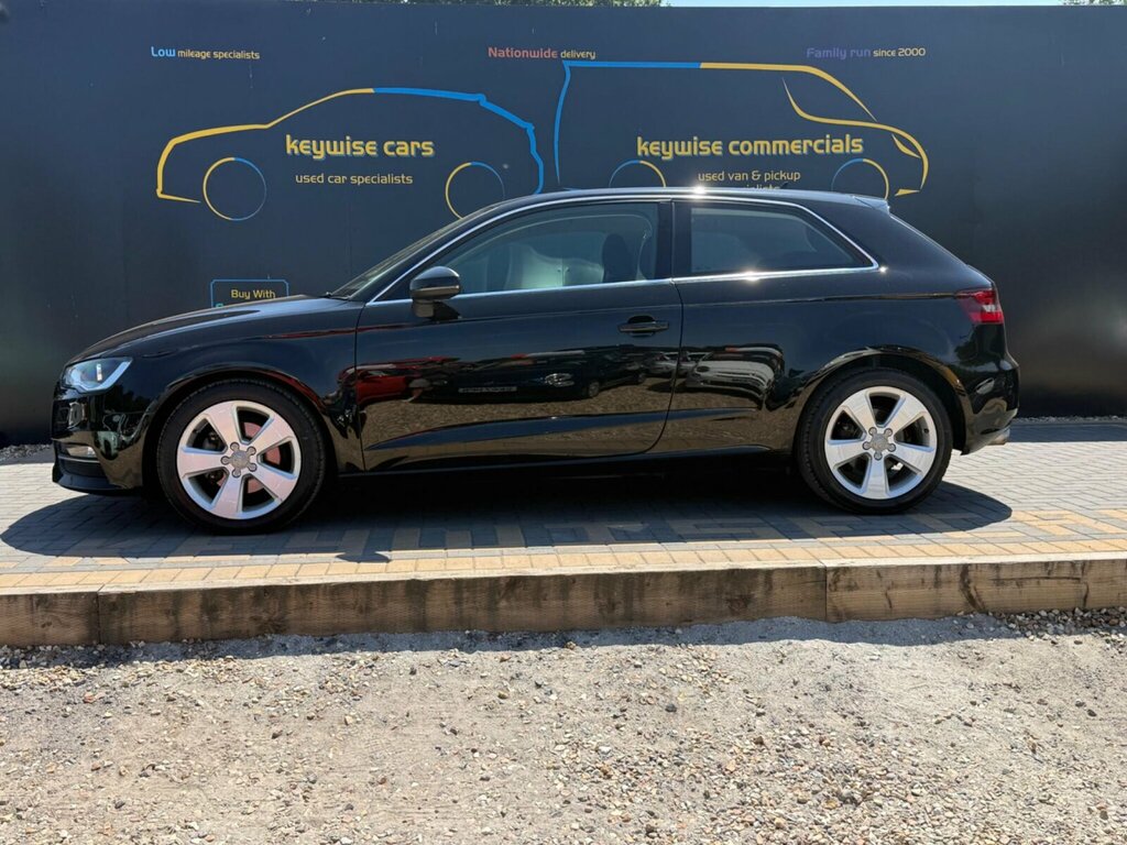 Audi A3 2.0 Tdi Sport Euro 5 Ss Black #2