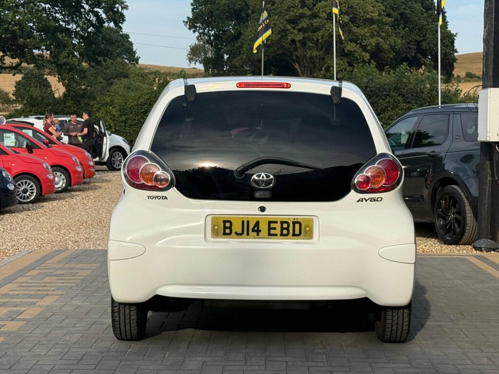 Toyota Aygo 1.0 Vvt-i Move Euro 5 White #4