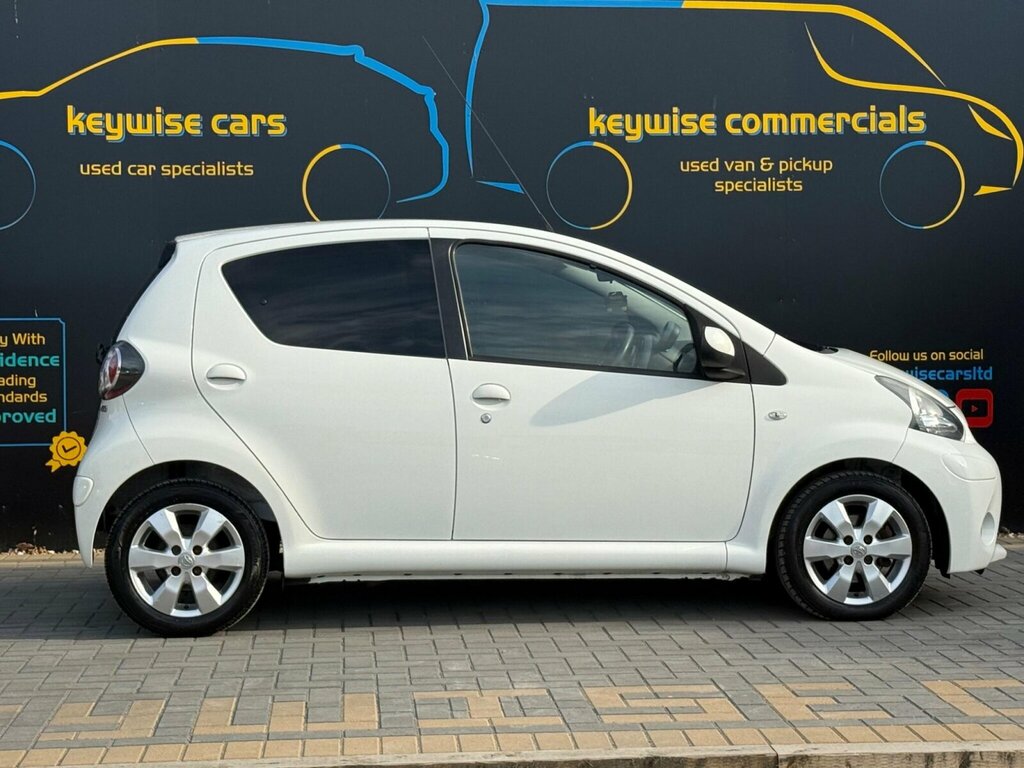Toyota Aygo 1.0 Vvt-i Move Euro 5 White #6
