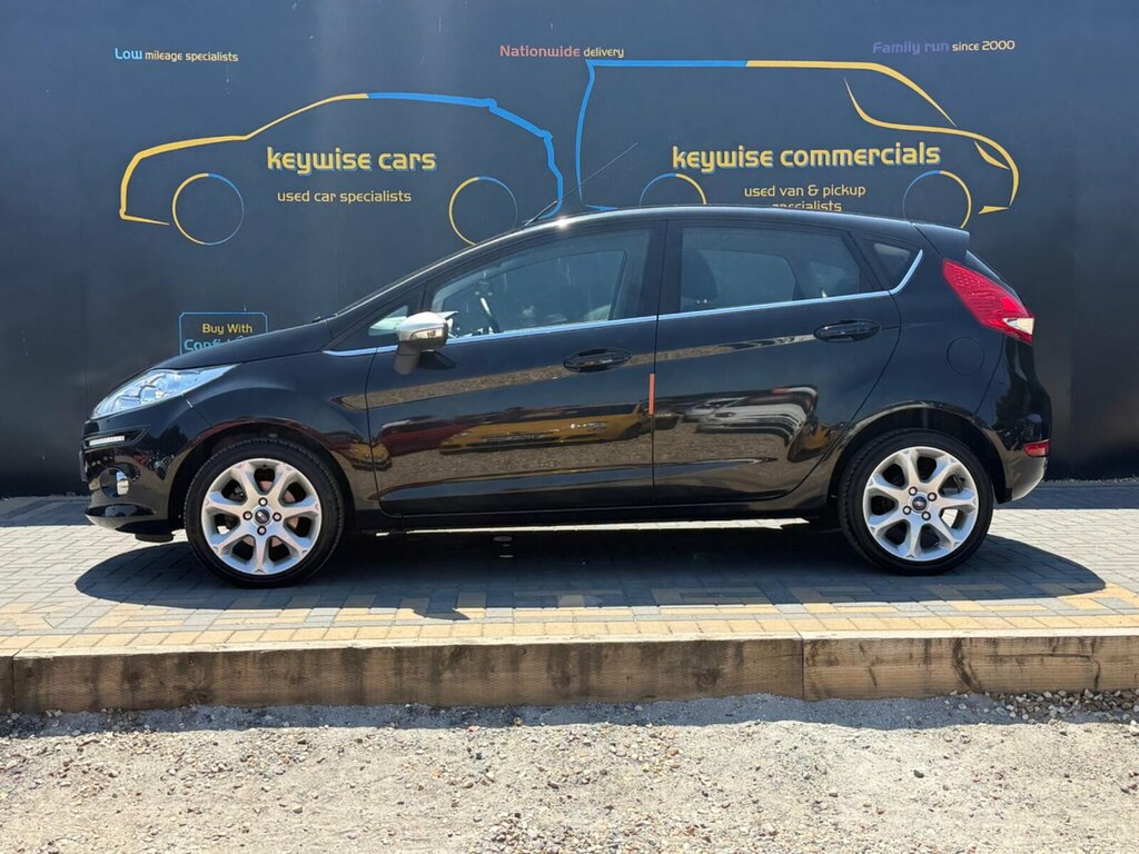 Ford Fiesta 1.25 Centura Black #2