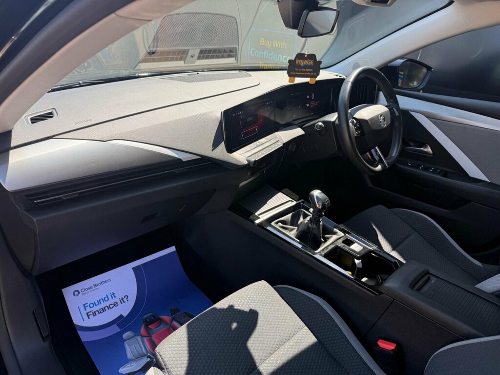 Vauxhall Astra Hatchback Grey #20