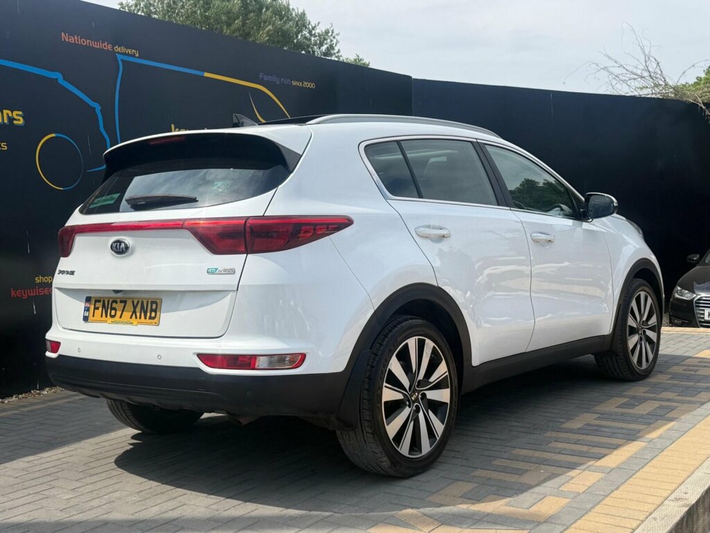 Kia Sportage 1.7 Crdi 3 Euro 6 Ss White #5