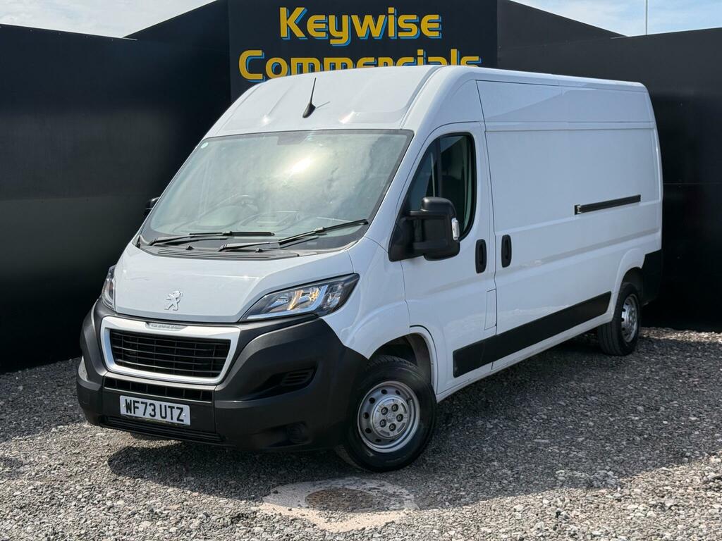 Peugeot Boxer 2.2 Bluehdi 335 Professional Premium L3 H2 Euro White #2