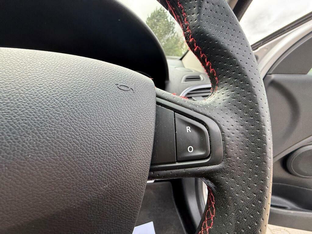 Renault Megane Dynamique Tomtom Energy Dci Ss White #27