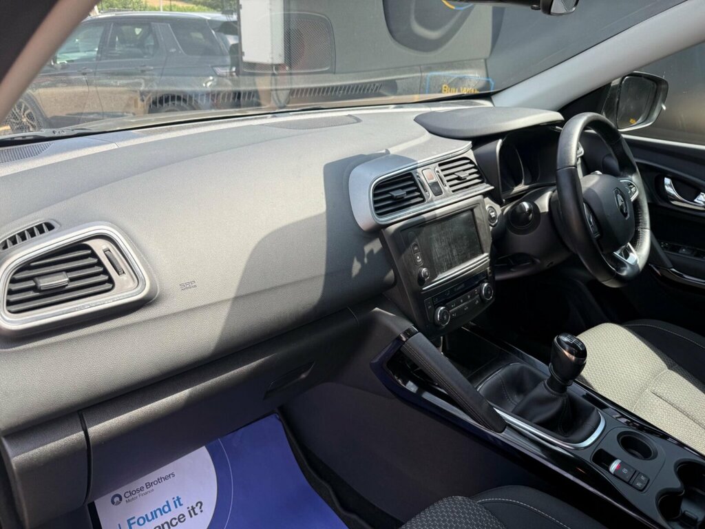 Renault Kadjar 1.2 Dynamique S Nav Tce 130 Bhp Red #14