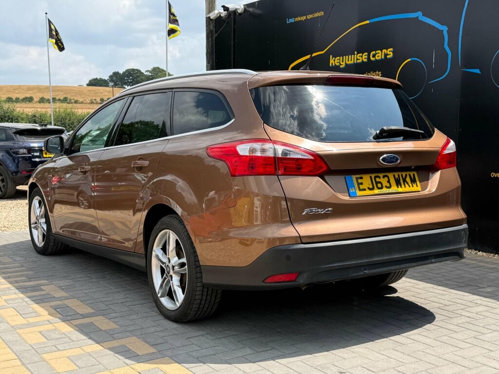 Ford Focus 1.6 Tdci Titanium X Euro 5 Ss Brown #3