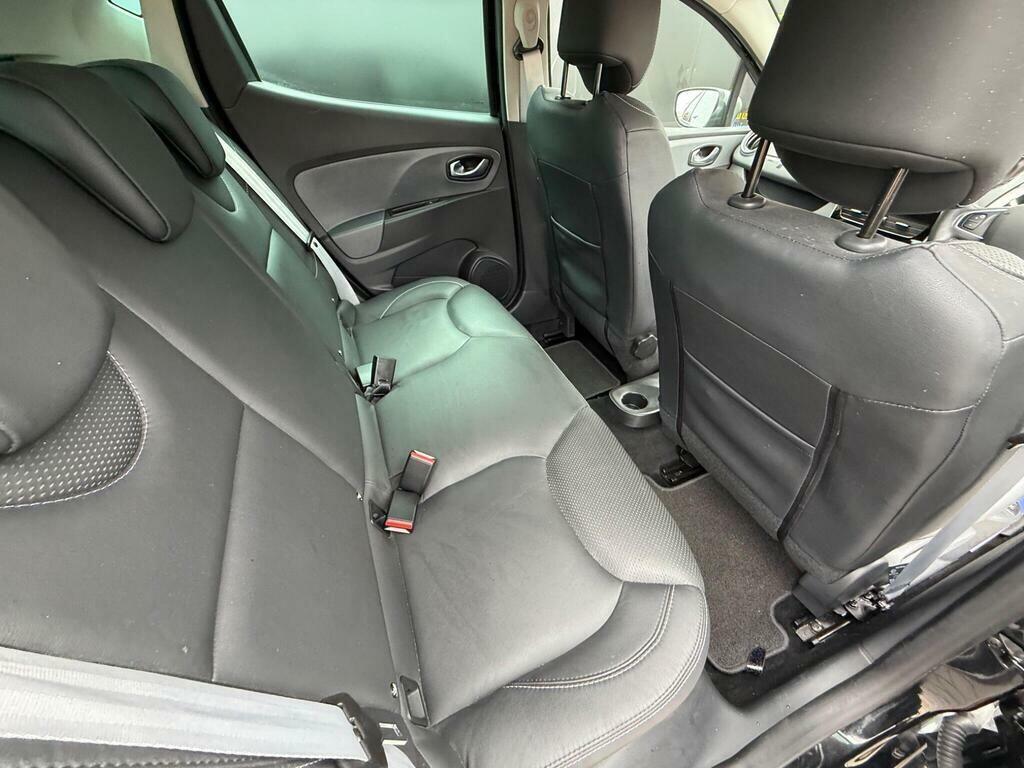 Renault Clio 0.9 Dynamique S Nav Tce 89 Bhp Red #16