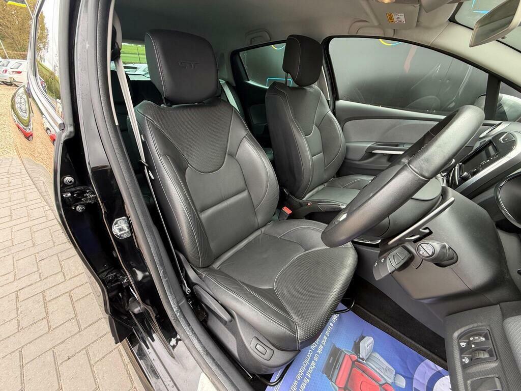Renault Clio 0.9 Dynamique S Nav Tce 89 Bhp Red #15