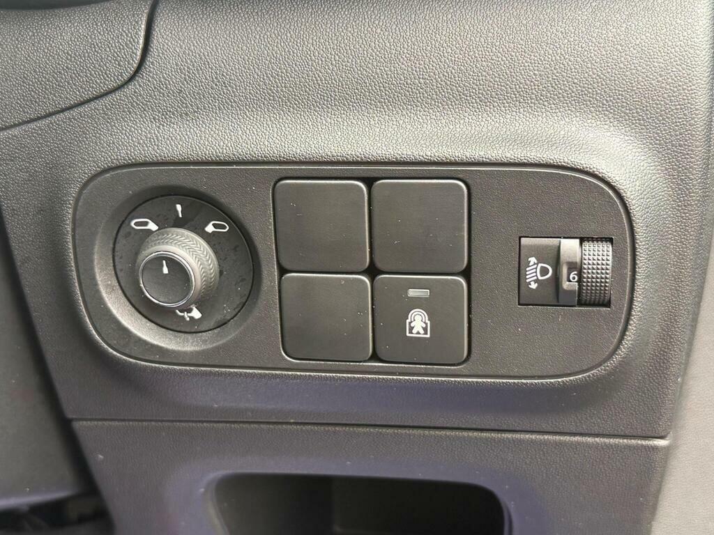 Citroen C3 1.2 Puretech Elle Grey #31