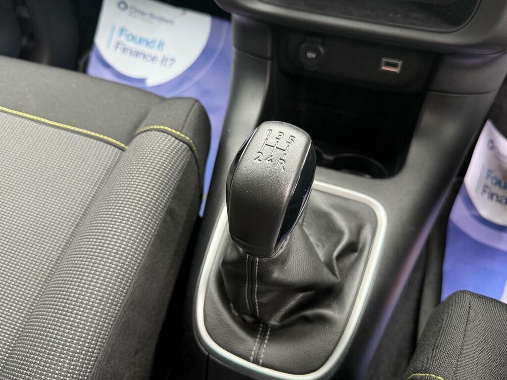 Citroen C3 1.2 Puretech Elle Grey #30