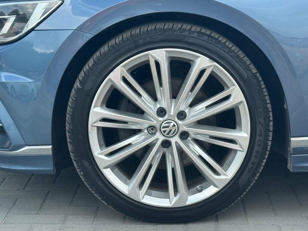 Volkswagen Passat Gt Blue #11