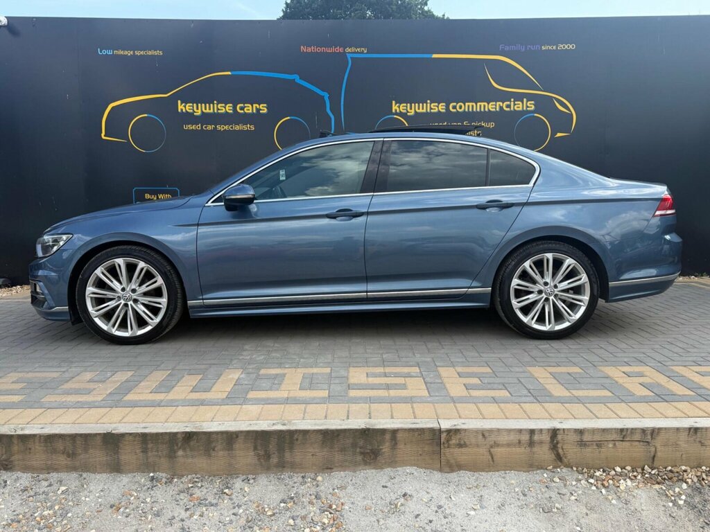 Volkswagen Passat 2.0 Tdi Bluemotion Tech R-line Dsg Euro 6 Ss Blue #2