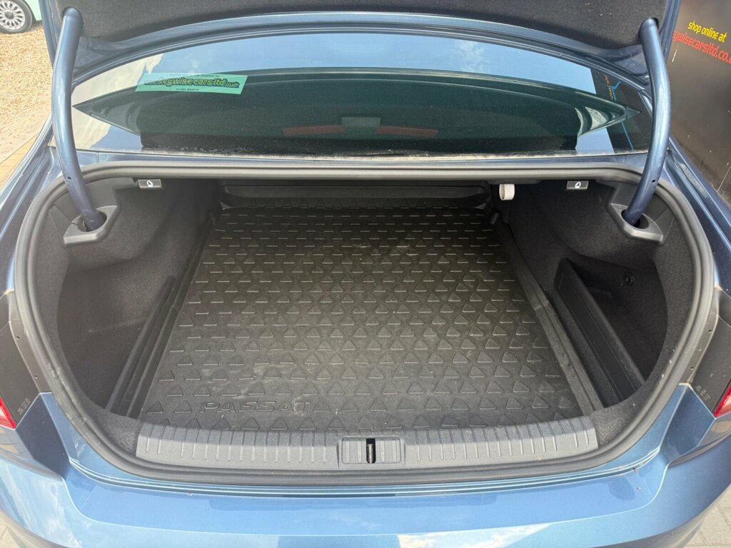 Volkswagen Passat Gt Blue #18