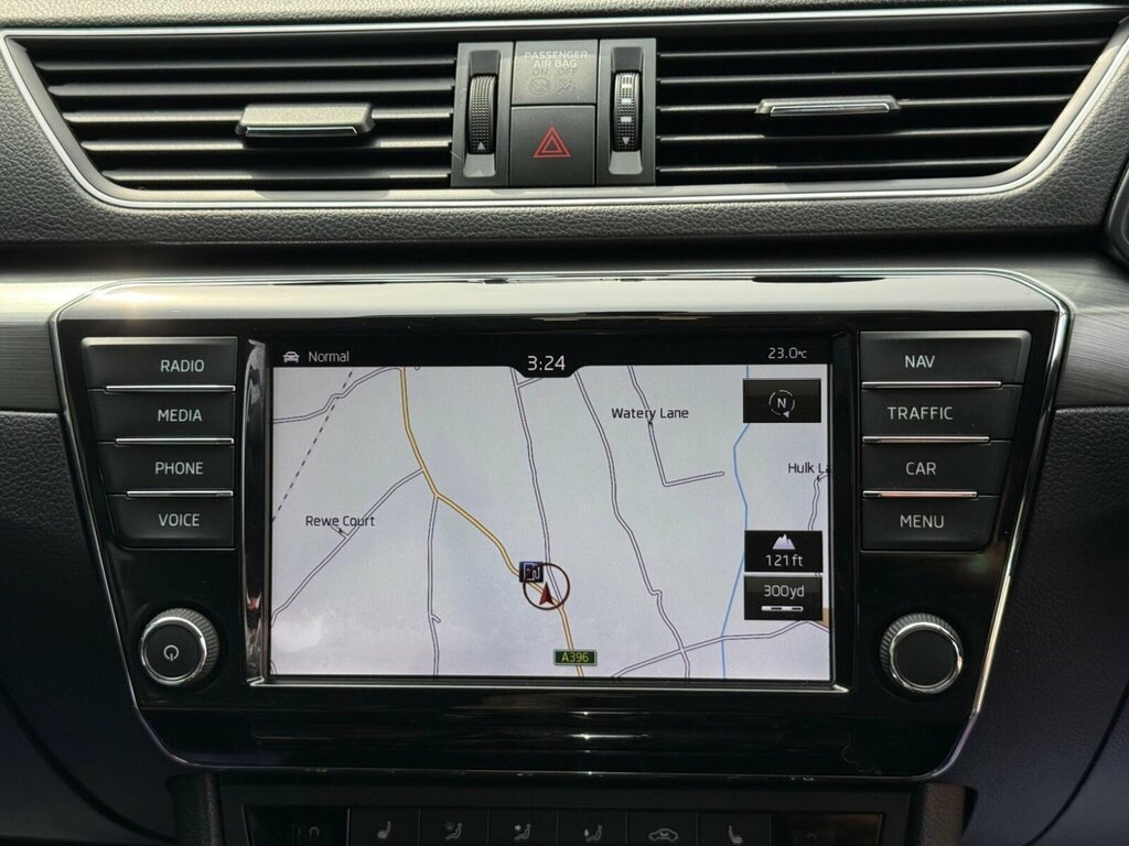 Skoda Superb 1.4 Tsi Act Se Blue #30