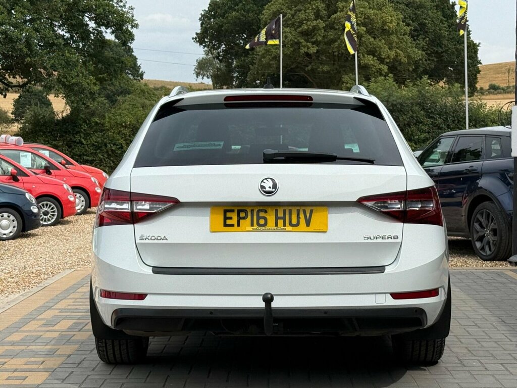 Skoda Superb 2.0 Tdi Se L Executive Dsg 6Spd Euro 6 Ss White #4