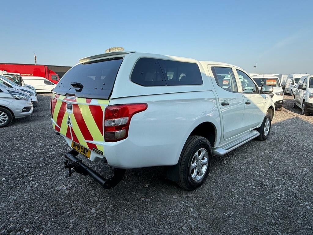 Mitsubishi L200 Di-d 4Wd Barbarian Dcb Blue #7