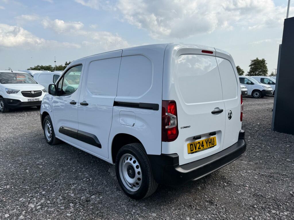 Vauxhall Combo 1.5 Turbo D 2300 Prime Panel Van Swb Euro 6 Ss White #5