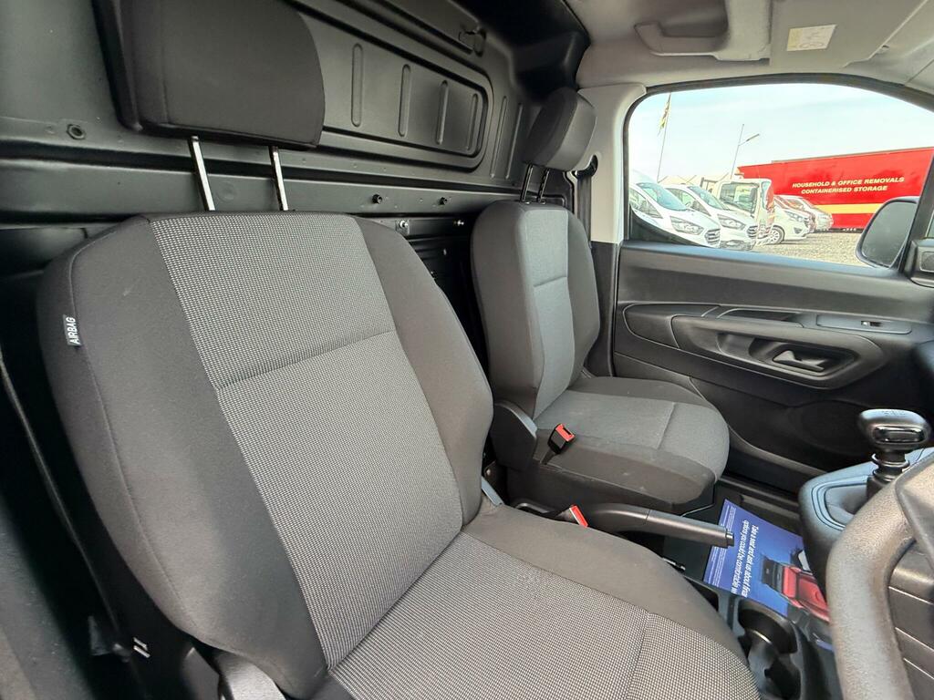 Vauxhall Combo 1.5 Turbo D 2300 Prime XL Panel Van 6Dr Man #14