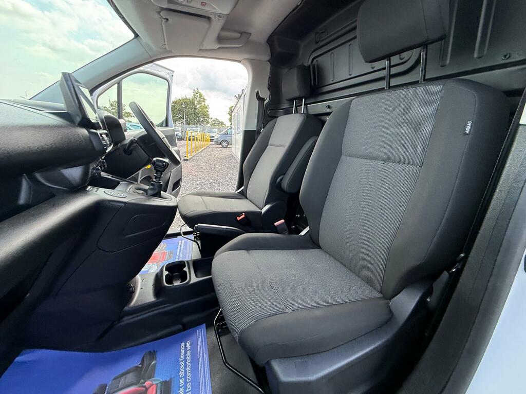 Vauxhall Combo 1.5 Turbo D 2300 Prime XL Panel Van 6Dr Man #18