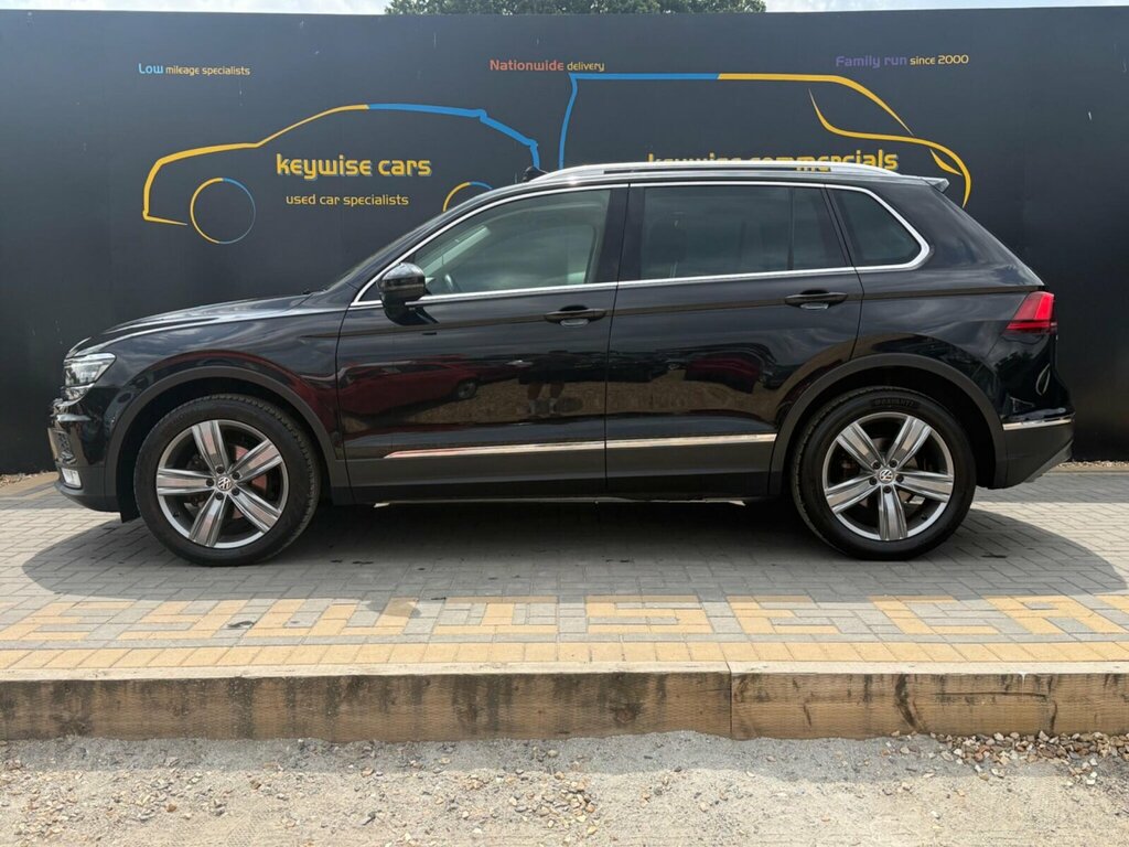 Volkswagen Tiguan 2.0 Tdi Bluemotion Tech Sel Dsg Euro 6 Ss Black #2