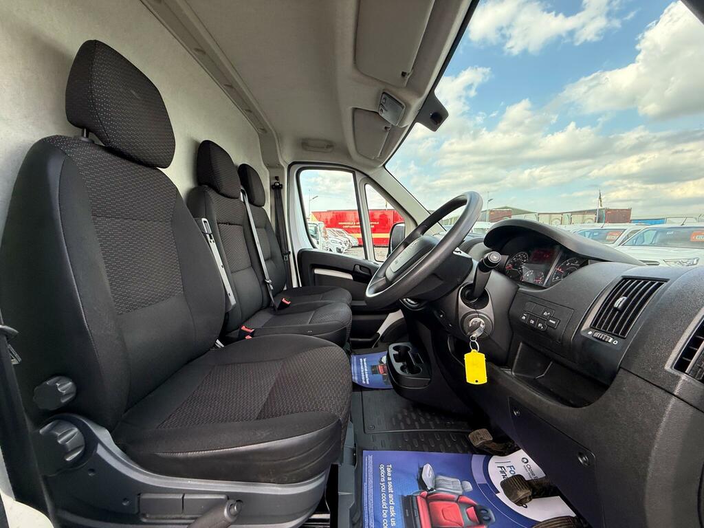 Peugeot Boxer Mpv White #11
