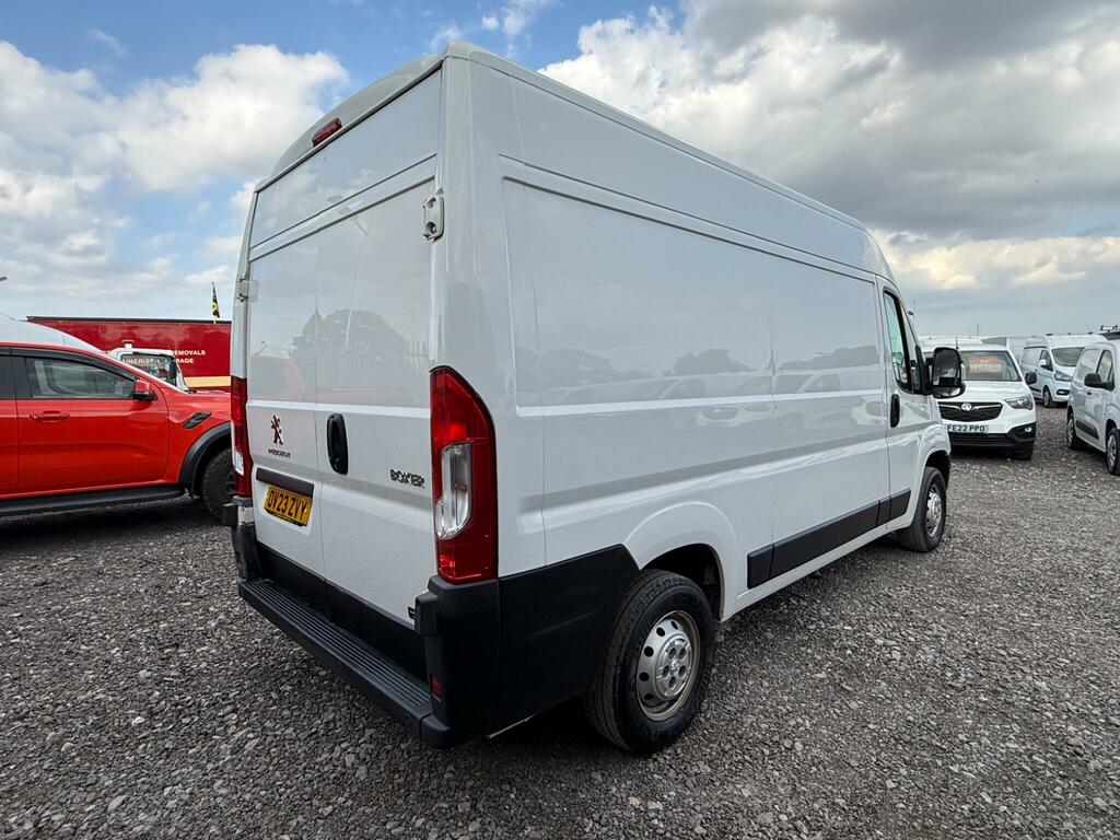 Peugeot Boxer 2.2 Bluehdi 335 Professional Premium L2 H2 Euro White #6