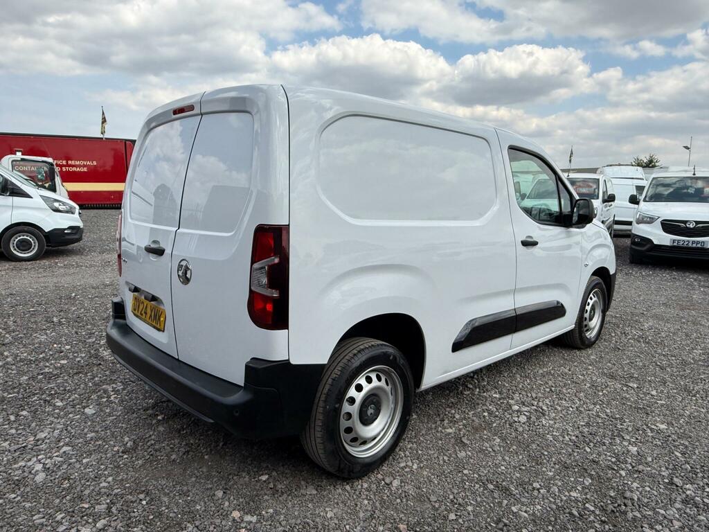Vauxhall Combo 1.5 Turbo D 2300 Prime Panel Van Swb Euro 6 Ss White #6