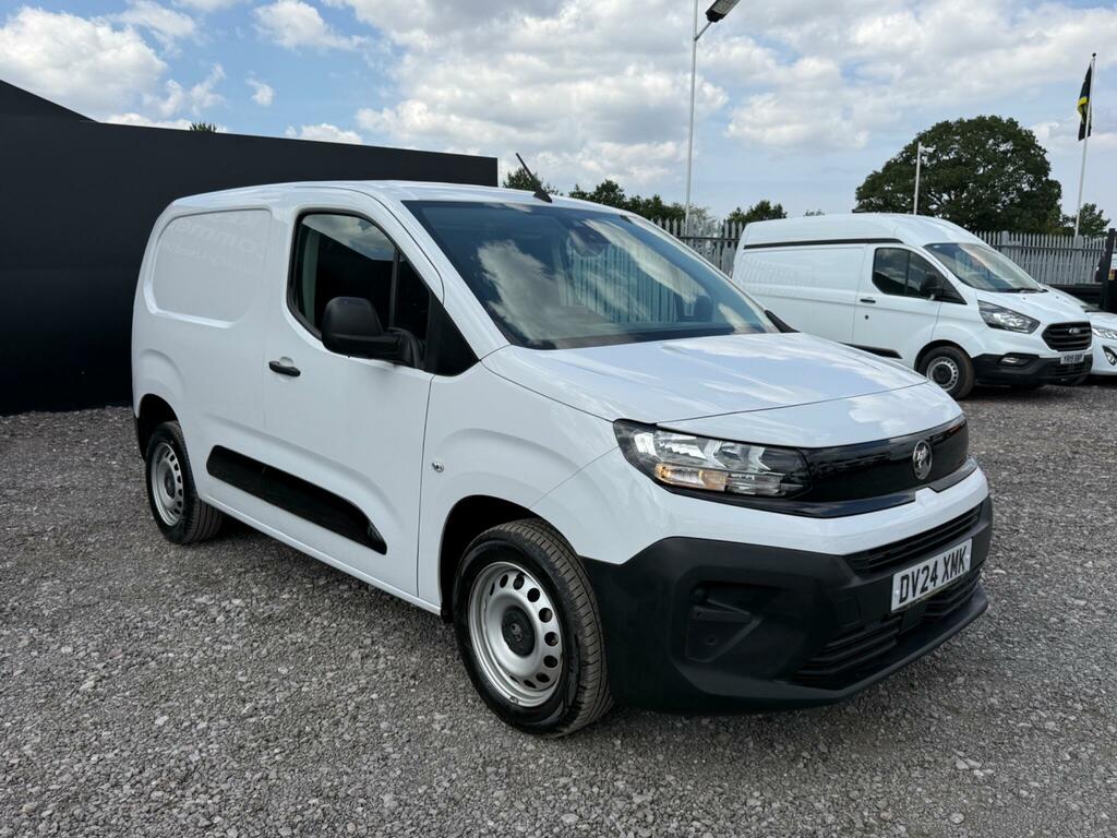 Vauxhall Combo Crg L2h1 2300 1.5 Tb D 100Ps Prime White #8