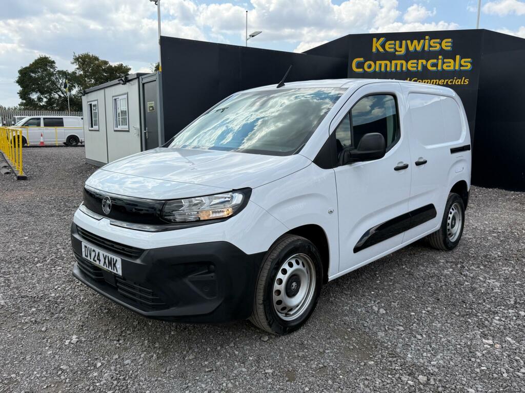 Vauxhall Combo Crg L2h1 2300 1.5 Tb D 100Ps Prime White #10