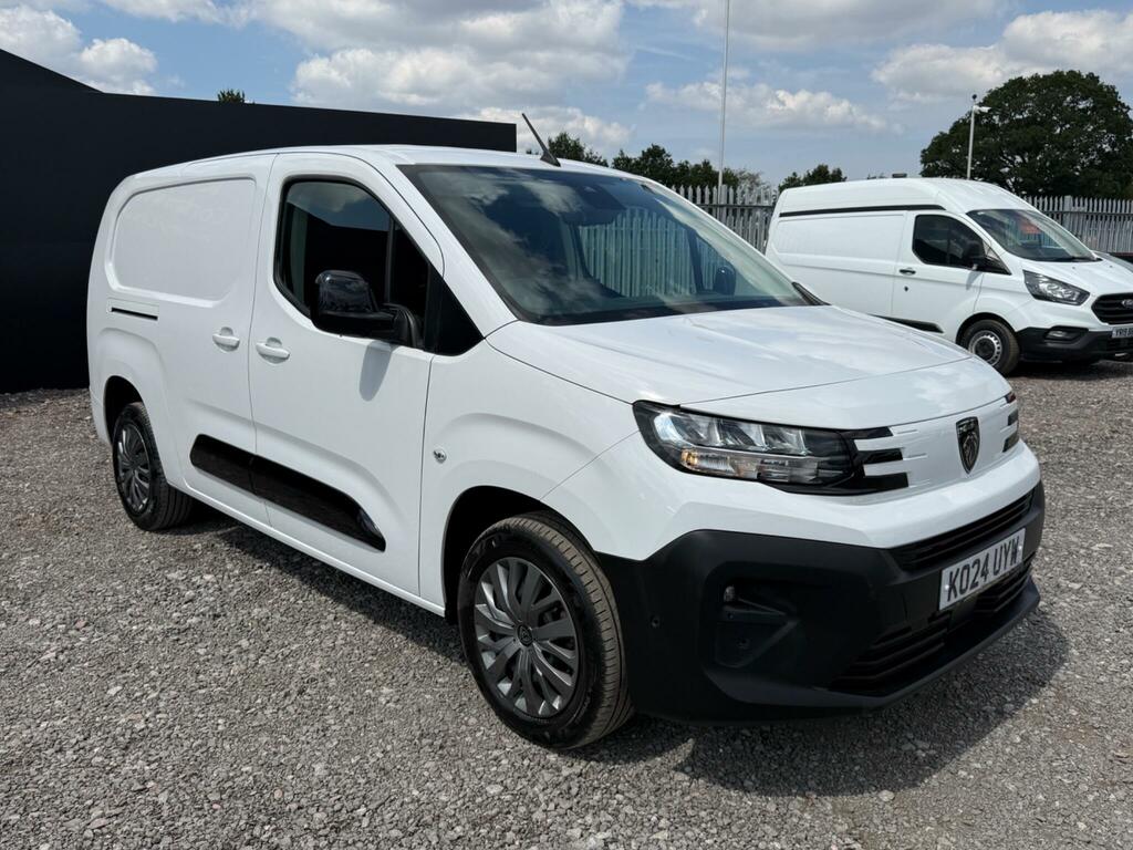 Peugeot Partner Asphalt White #8