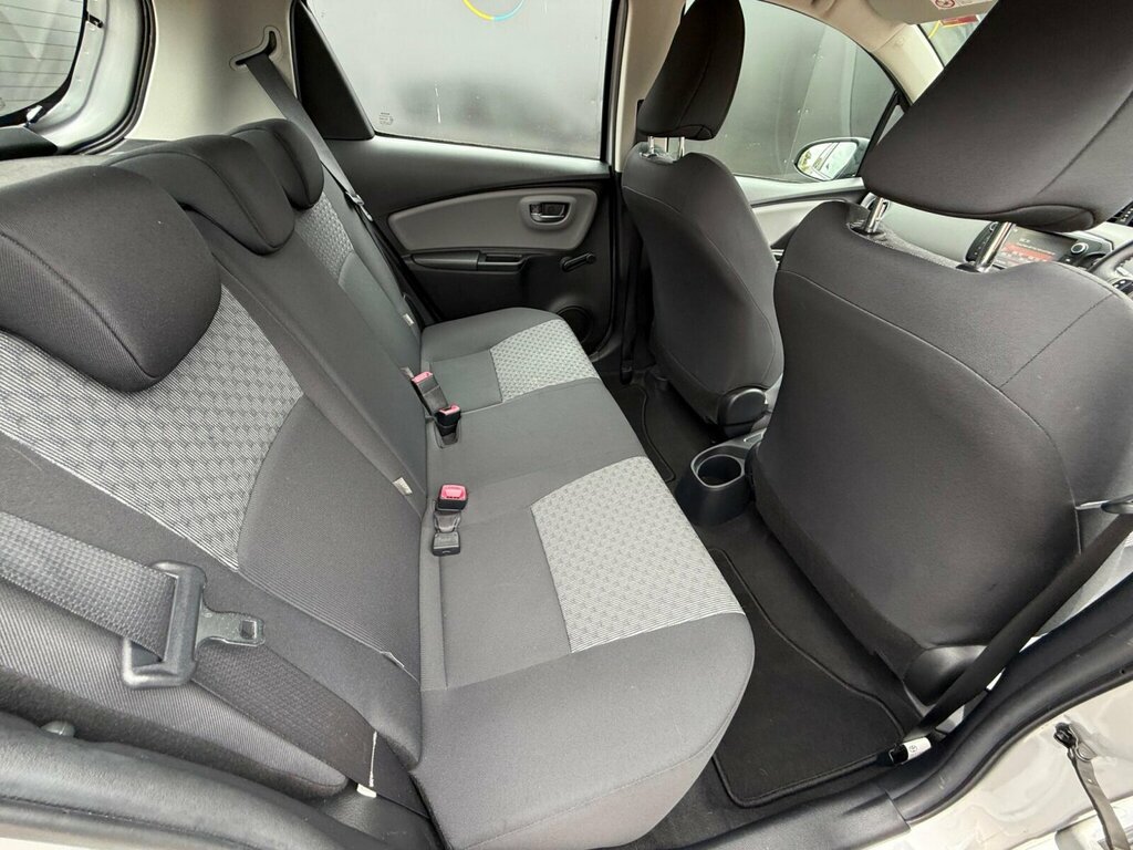 Toyota Yaris Hatchback Grey #16